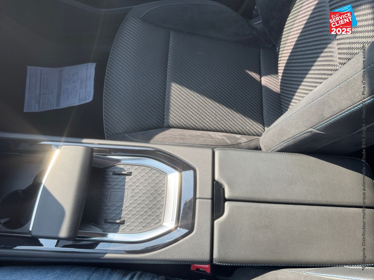 Véhicule d'occasion RENAULT ESPACE 1.2 E-TECH FULL HYBRID 200CH ESPRIT ALPINE 7 PLACES - 24 chez Hyundai Strasbourg