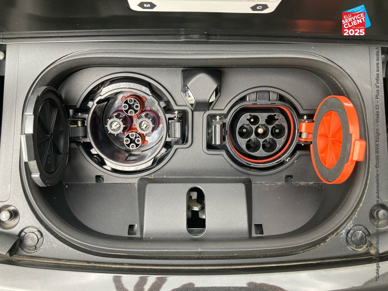 Véhicule d'occasion NISSAN LEAF 150CH 40KWH ACENTA 21.5 chez Nissan Strasbourg