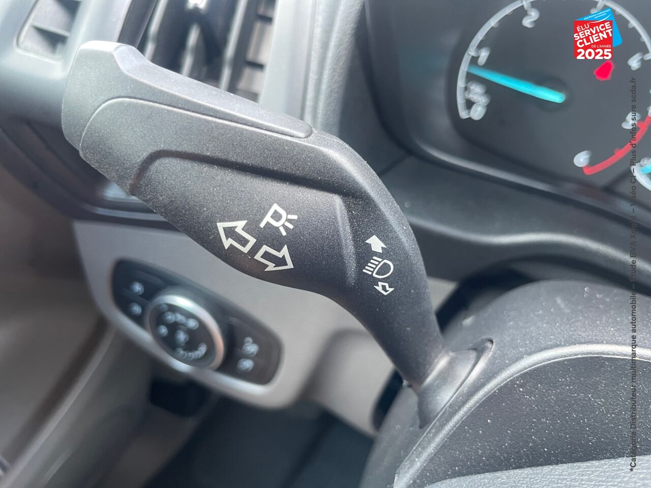 Véhicule d'occasion FORD TRANSIT CONNECT L1 1.5 ECOBLUE 100CH TREND BVA GPS CAMERA chez Nissan Thionville