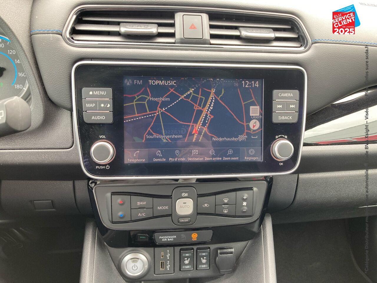 Véhicule d'occasion NISSAN LEAF 150CH 40KWH N-CONNECTA 21 SIEGES CHAUF GPS chez Nissan Beaune