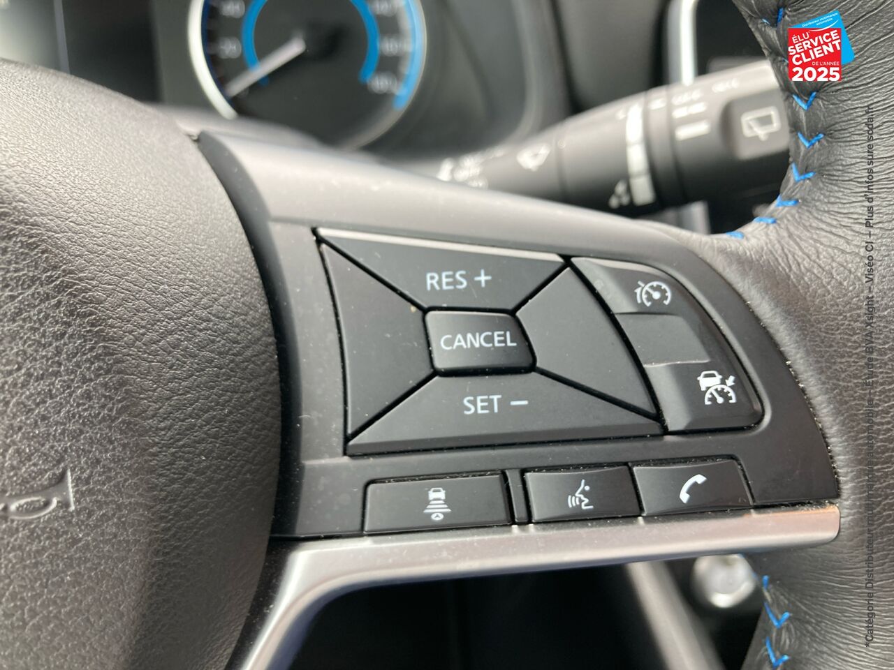Véhicule d'occasion NISSAN LEAF 150CH 40KWH N-CONNECTA 21 SIEGES CHAUF GPS chez Nissan Beaune