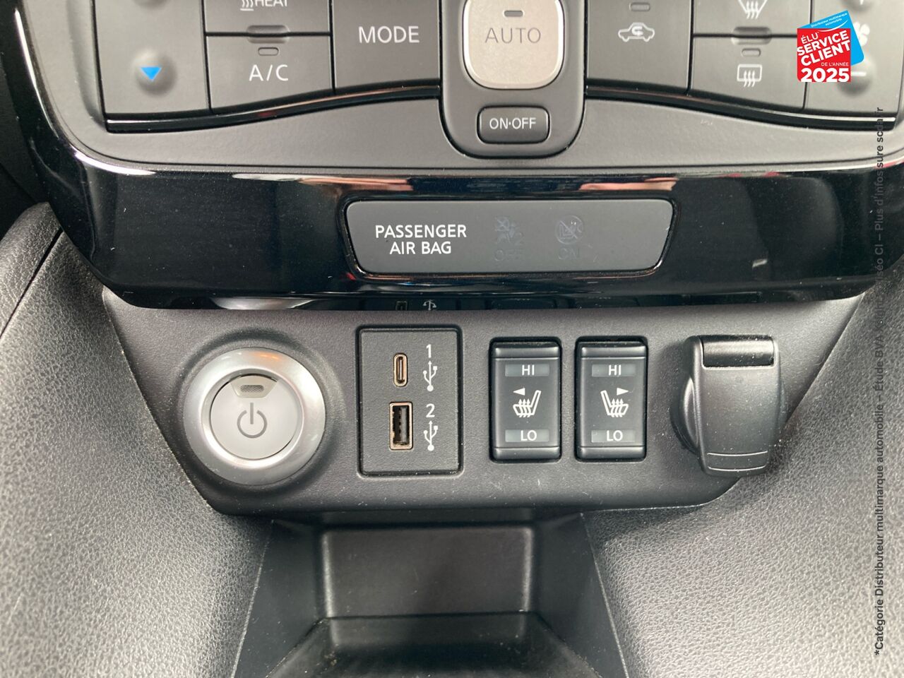 Véhicule d'occasion NISSAN LEAF 150CH 40KWH N-CONNECTA 21 SIEGES CHAUF GPS chez Nissan Beaune