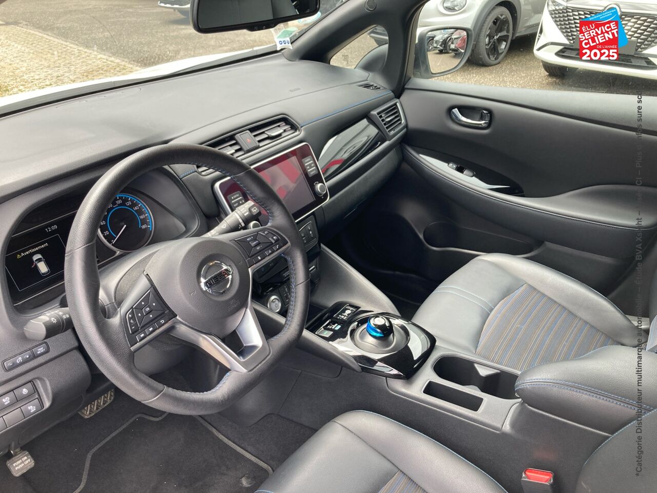 Véhicule d'occasion NISSAN LEAF 150CH 40KWH N-CONNECTA 21 SIEGES CHAUF GPS chez Nissan Beaune
