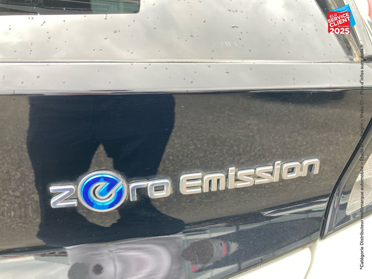 Véhicule d'occasion NISSAN LEAF 150CH 40KWH N-CONNECTA 21 SIEGES CHAUF GPS chez Nissan Beaune