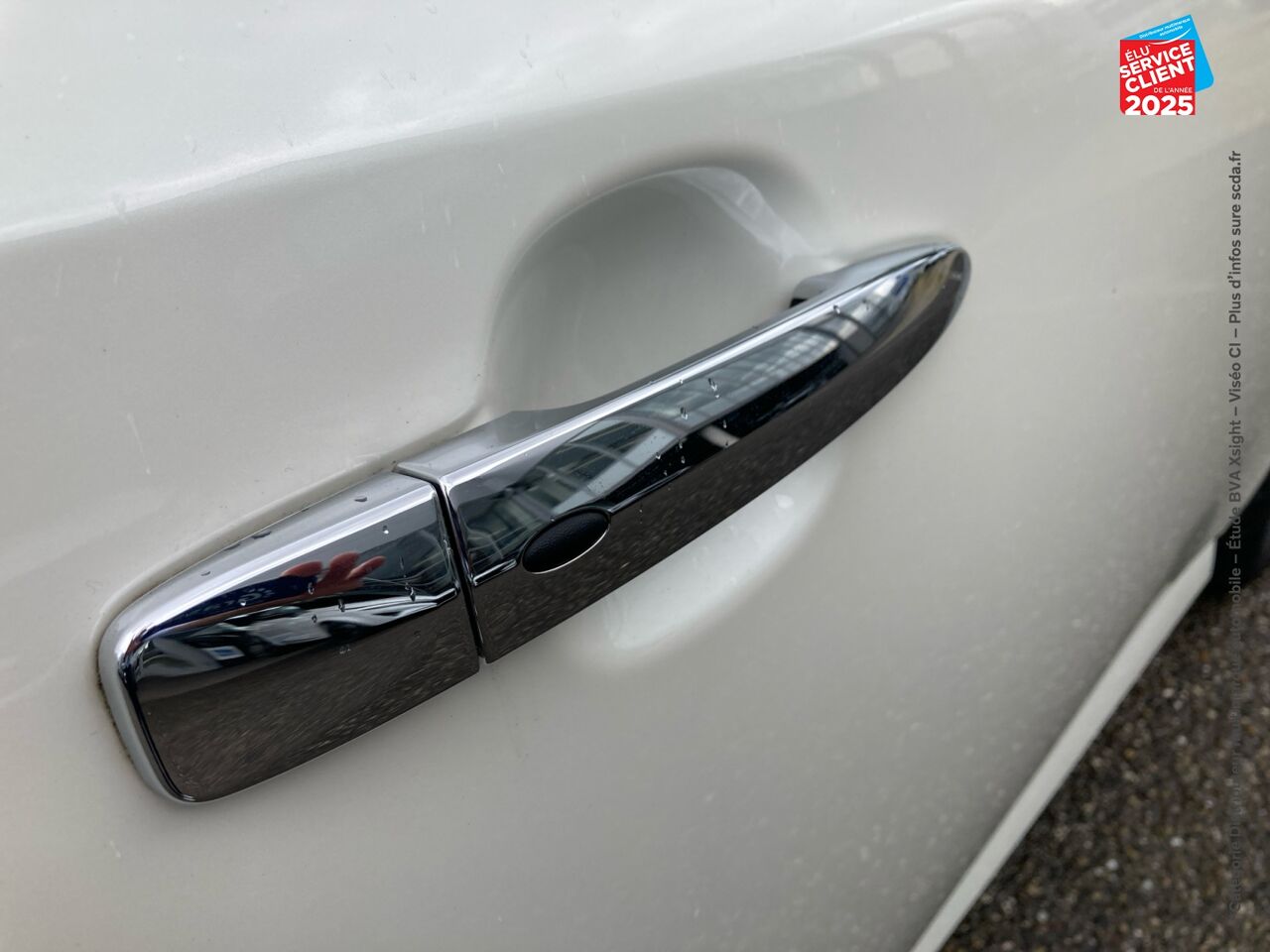 Véhicule d'occasion NISSAN LEAF 150CH 40KWH N-CONNECTA 21 SIEGES CHAUF GPS chez Nissan Beaune