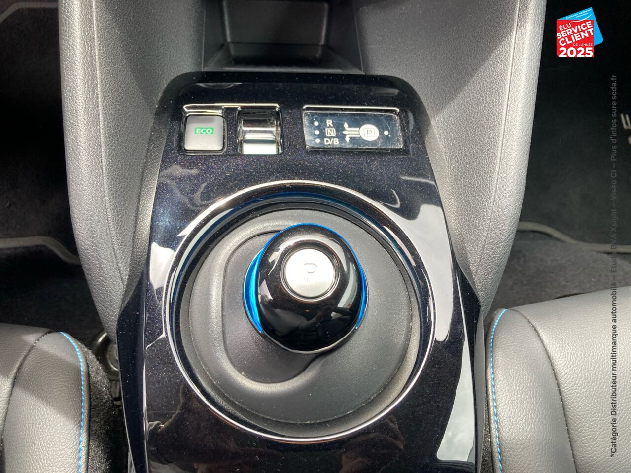 Véhicule d'occasion NISSAN LEAF 150CH 40KWH N-CONNECTA 21 SIEGES CHAUF GPS chez Nissan Beaune