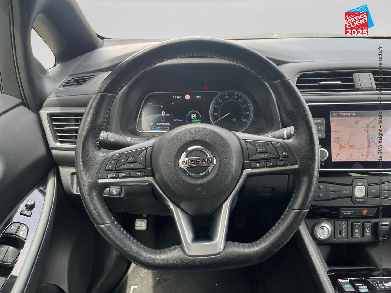 Véhicule d'occasion NISSAN LEAF 150CH 40KWH N-CONNECTA 21 SIEGES CHAUF GPS chez Nissan Strasbourg