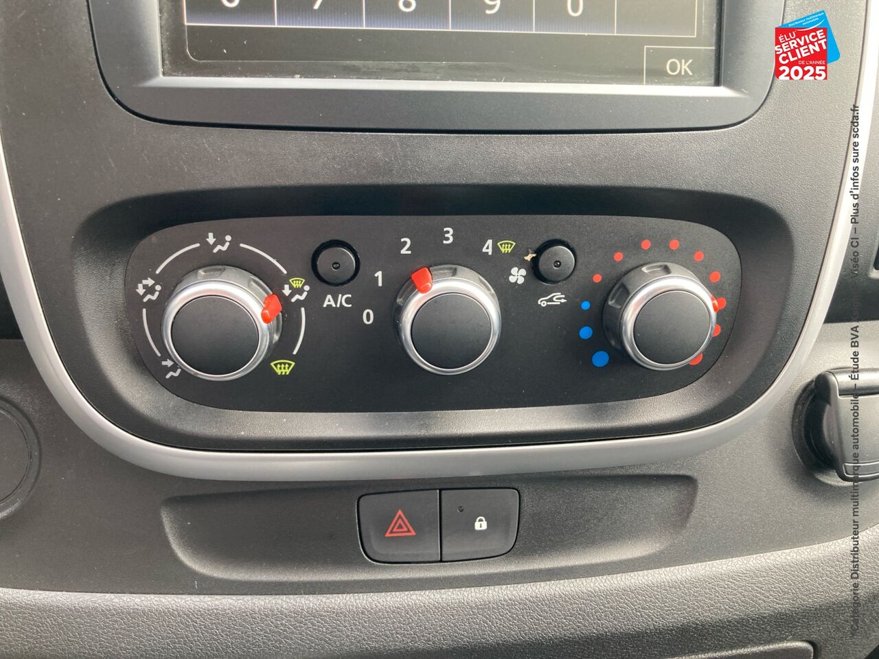 Véhicule d'occasion NISSAN NV300 FG L2H2 3T0 2.0 DCI 145CH S/S N-CONNECTA chez Fiat Strasbourg