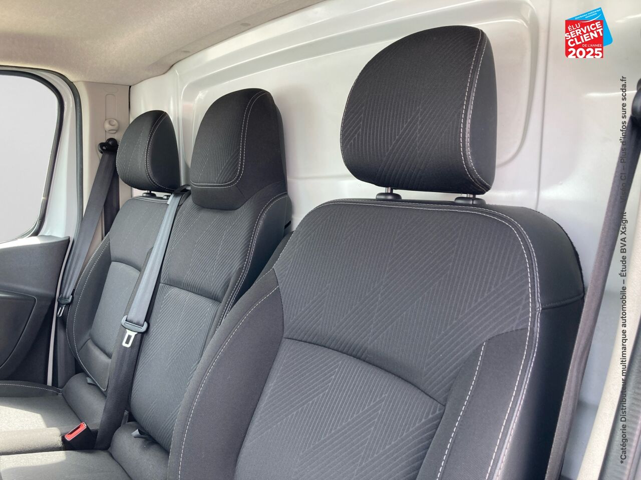 Véhicule d'occasion NISSAN NV300 FG L2H2 3T0 2.0 DCI 145CH S/S N-CONNECTA chez Fiat Strasbourg