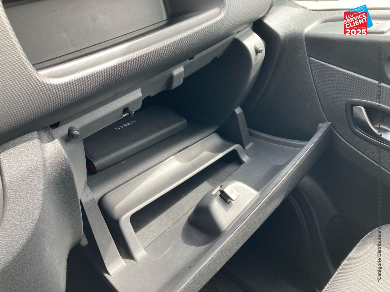 Véhicule d'occasion NISSAN NV300 FG L2H2 3T0 2.0 DCI 145CH S/S N-CONNECTA chez Fiat Strasbourg