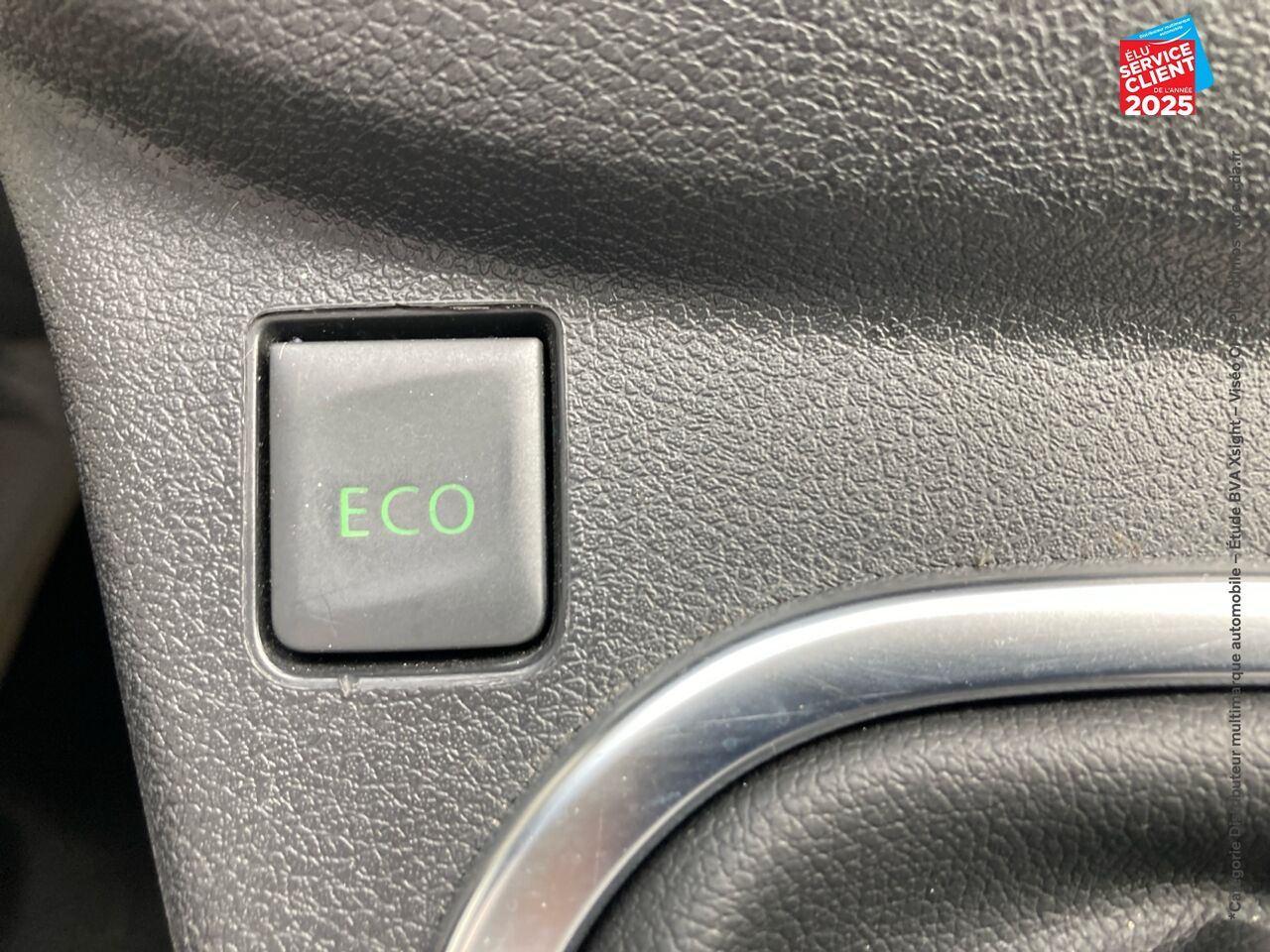 Véhicule d'occasion NISSAN NV300 FG L2H2 3T0 2.0 DCI 145CH S/S N-CONNECTA chez Fiat Strasbourg