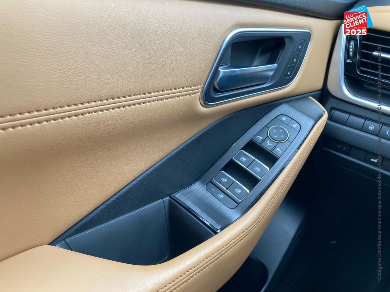 Véhicule d'occasion NISSAN X-TRAIL E-4ORCE 213CH TEKNA+ SIEGES CUIR GPS chez Renault Colmar