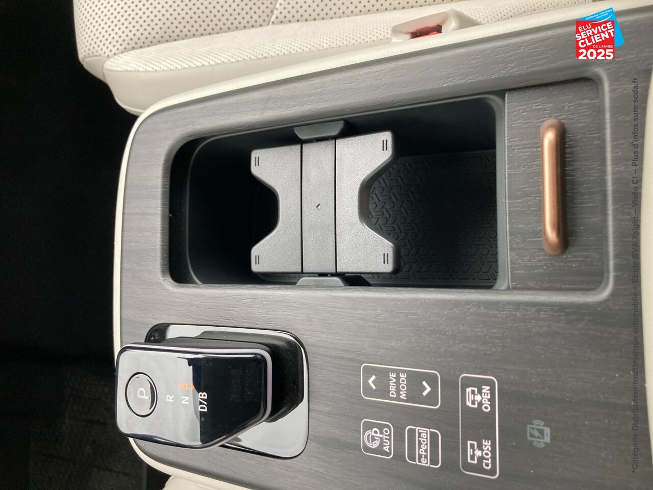 Véhicule d'occasion NISSAN ARIYA 87KWH 306CH E-4ORCE EVOLVE SIEGES CHAUF GPS chez Renault Sélestat