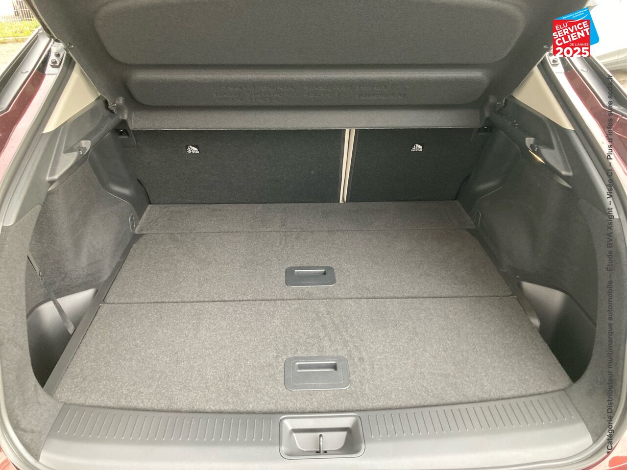 Véhicule d'occasion NISSAN ARIYA 87KWH 306CH E-4ORCE EVOLVE SIEGES CHAUF GPS chez Renault Sélestat