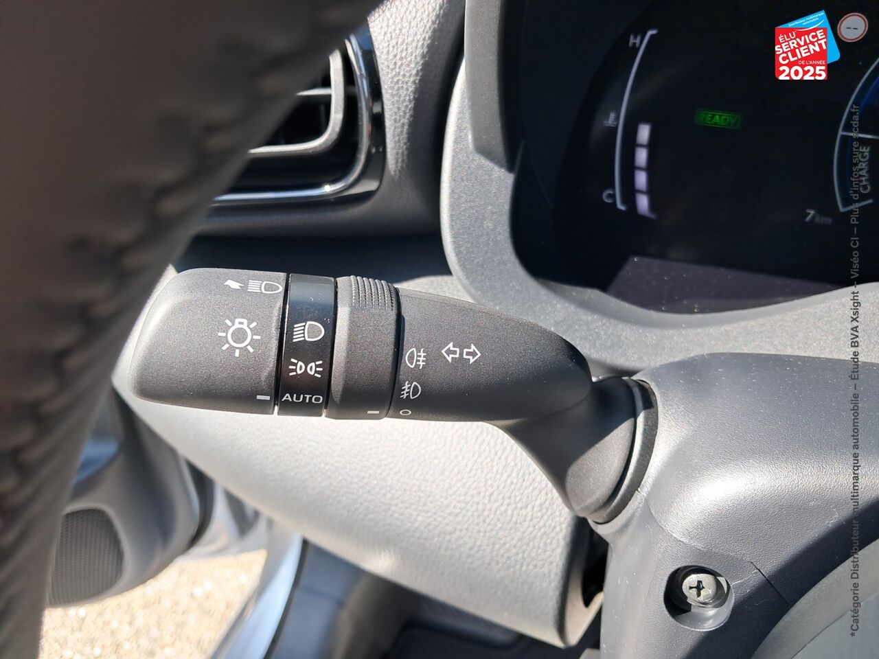 Véhicule d'occasion TOYOTA YARIS 116H DESIGN 5P MY25 chez Toyota Verdun