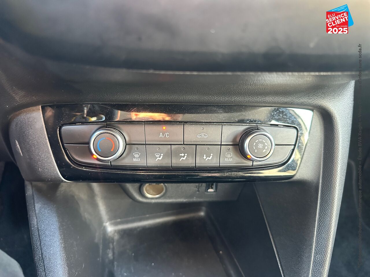 Véhicule d'occasion OPEL CORSA 1.2 75CH EDITION GPS RADAR AR chez Renault Colmar