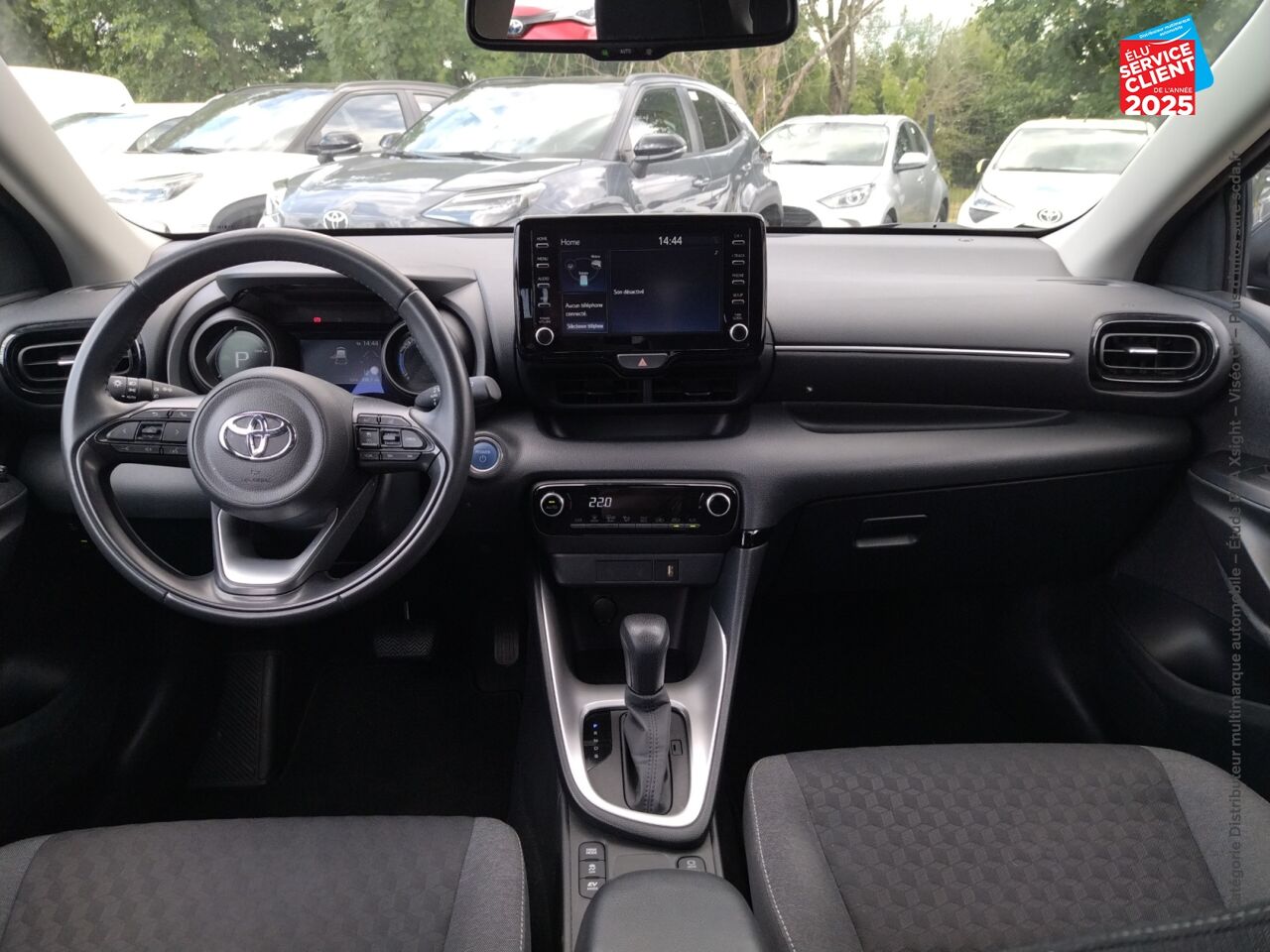 Véhicule d'occasion TOYOTA YARIS 116H DESIGN 5P MY21 chez Nissan Nancy