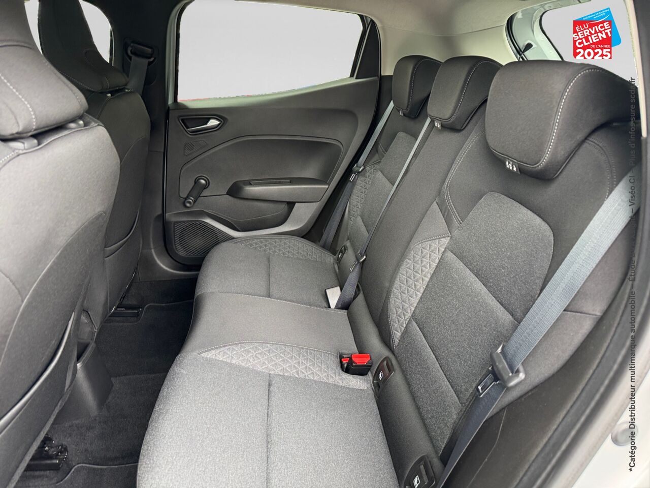 Véhicule d'occasion RENAULT CLIO 1.5 BLUE DCI 85CH BUSINESS GPS RADAR AR chez HESS Automobile
