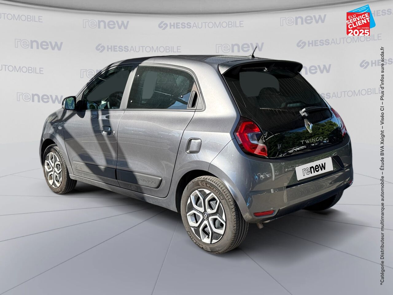 Véhicule d'occasion RENAULT TWINGO 1.0 SCE 65CH EQUILIBRE chez Opel Dijon
