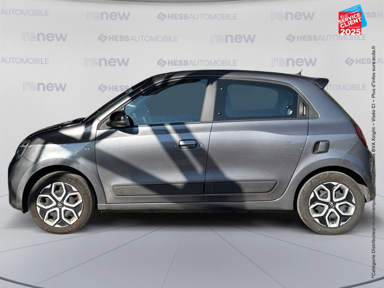 Véhicule d'occasion RENAULT TWINGO 1.0 SCE 65CH EQUILIBRE chez Opel Dijon