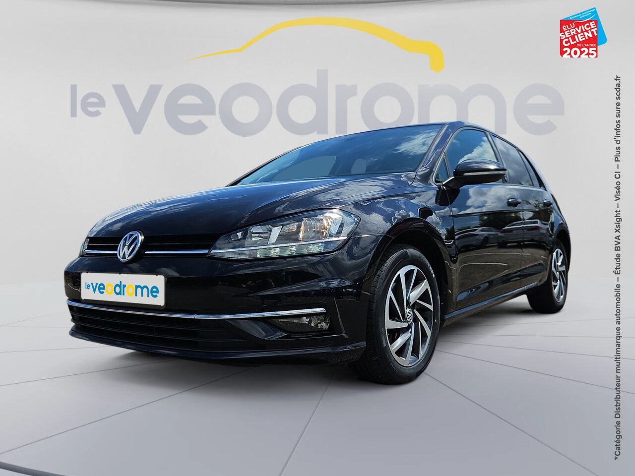 Véhicule d'occasion VOLKSWAGEN GOLF 1.4 TSI 125CH BLUEMOTION TECHNOLOGY SOUND 5P GPS CAMERA CARPLAY chez Le Veodrome