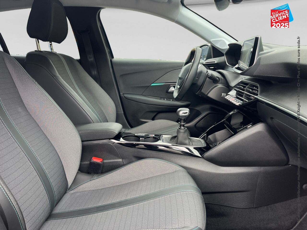 Véhicule d'occasion PEUGEOT 208 1.2 PURETECH 100CH SS ALLURE 118G chez Fiat Colmar
