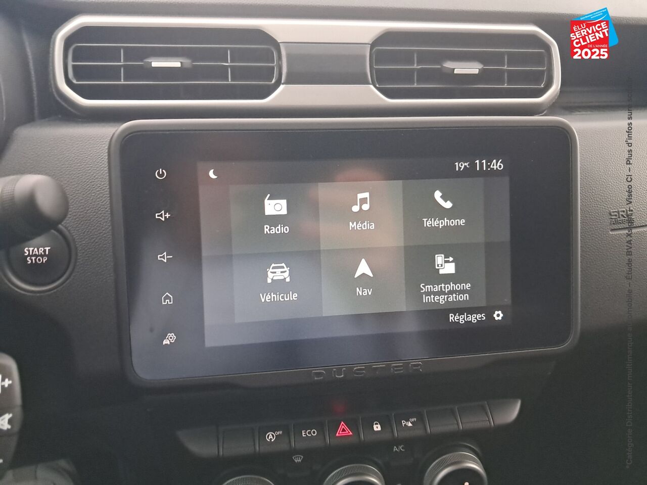 Véhicule d'occasion DACIA DUSTER 1.5 BLUE DCI 115CH JOURNEY 4X2 GPS CAMERA chez Renault Strasbourg