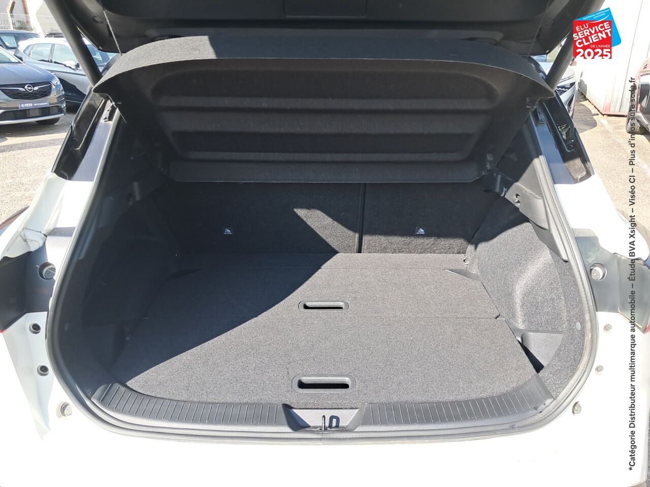 Véhicule d'occasion NISSAN QASHQAI 1.3 MILD HYBRID 158CH TEKNA XTRONIC TPANO CAMERA GPS chez Renault Colmar