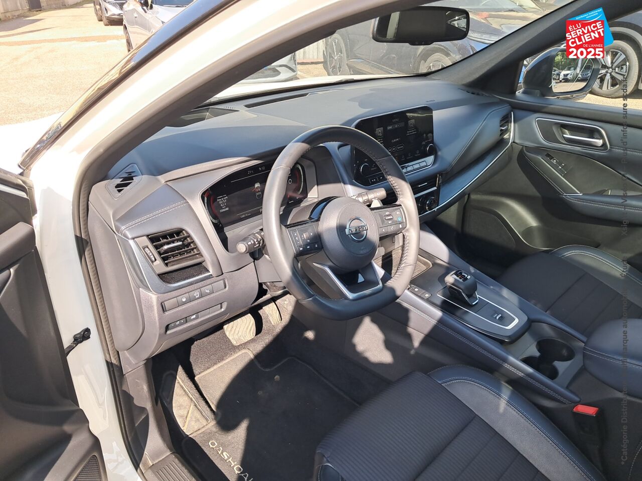 Véhicule d'occasion NISSAN QASHQAI 1.3 MILD HYBRID 158CH TEKNA XTRONIC TPANO CAMERA GPS chez Renault Colmar