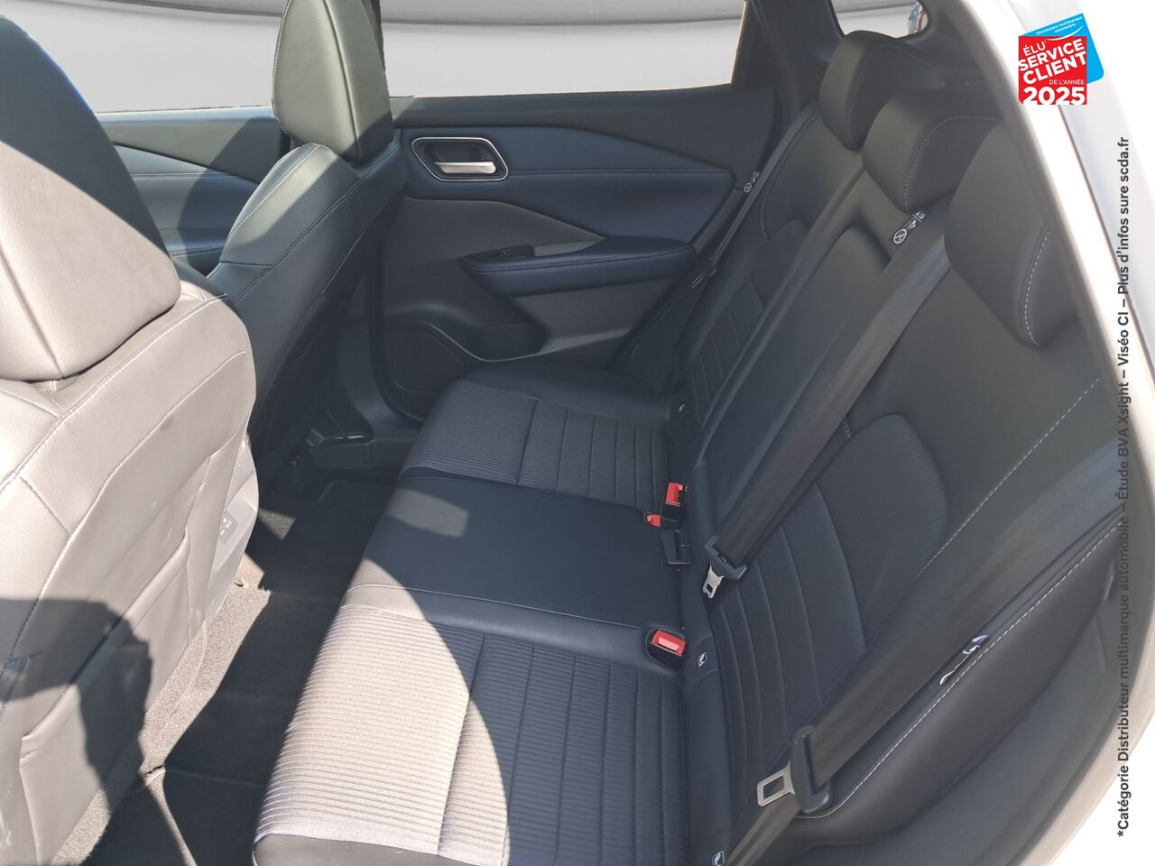 Véhicule d'occasion NISSAN QASHQAI 1.3 MILD HYBRID 158CH TEKNA XTRONIC TPANO CAMERA GPS chez Renault Colmar