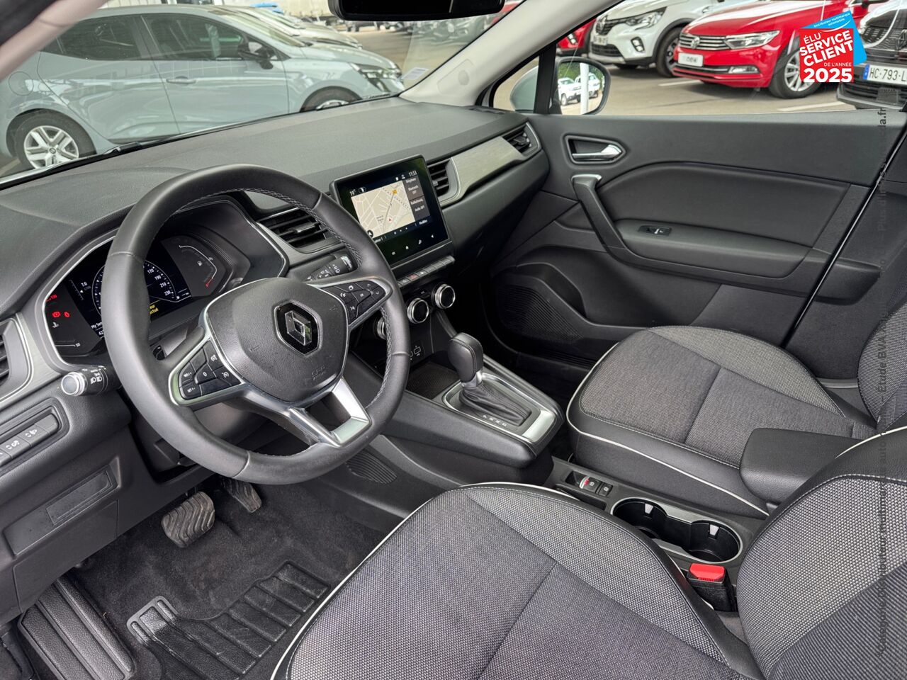 Véhicule d'occasion RENAULT CAPTUR 1.3 TCE 140CH FAP INTENS EDC -21 GPS CAMERA chez Renault Colmar