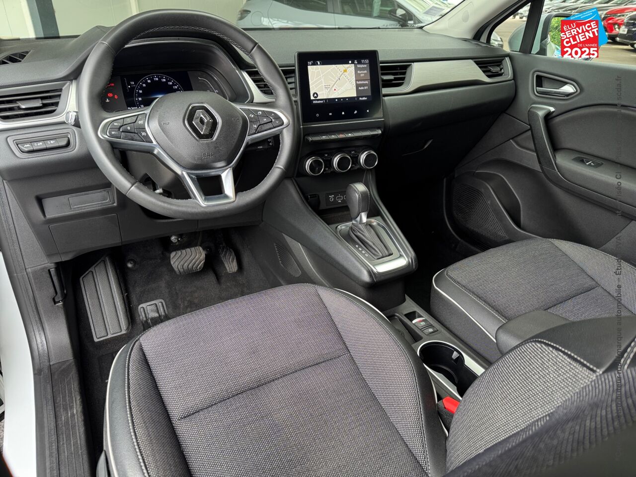 Véhicule d'occasion RENAULT CAPTUR 1.3 TCE 140CH FAP INTENS EDC -21 GPS CAMERA chez Renault Colmar