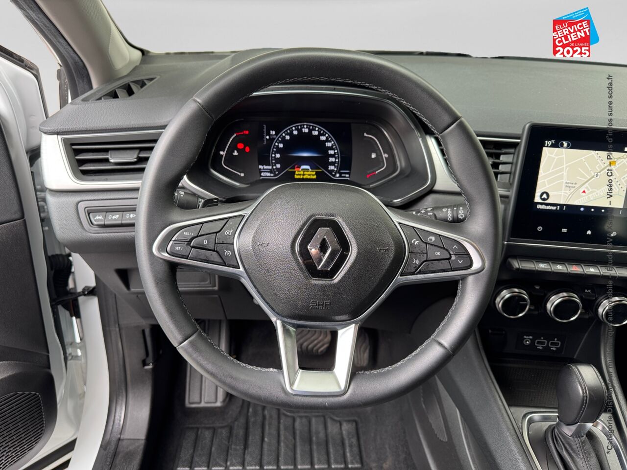 Véhicule d'occasion RENAULT CAPTUR 1.3 TCE 140CH FAP INTENS EDC -21 GPS CAMERA chez Renault Colmar