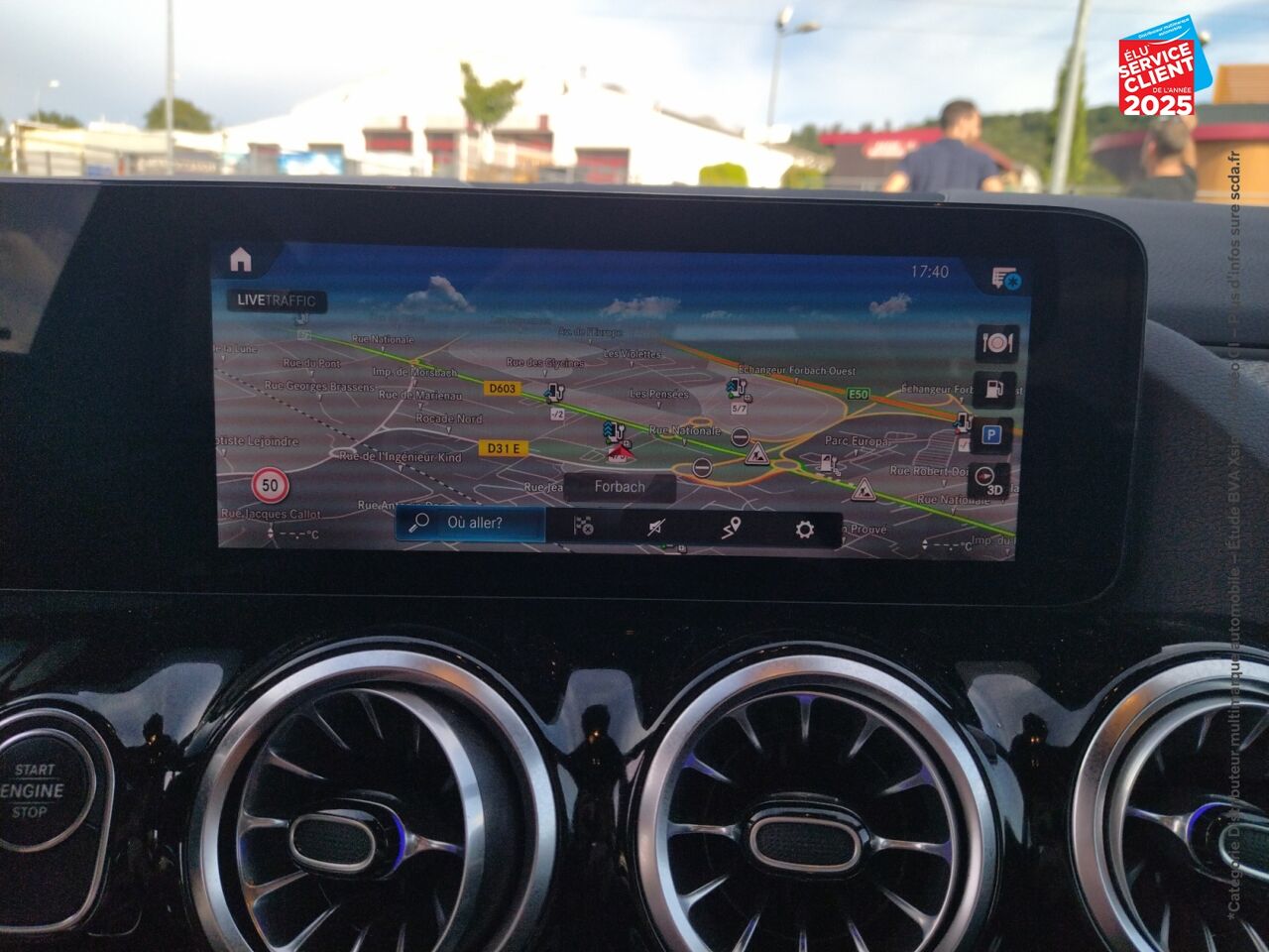 Véhicule d'occasion MERCEDES-BENZ CLASSE B 250 E 163+109CH AMG LINE 8G-DCT SIEGES CHAUF/CUIR GPS CAMERA ATTELAGE chez Land Rover Strasbourg