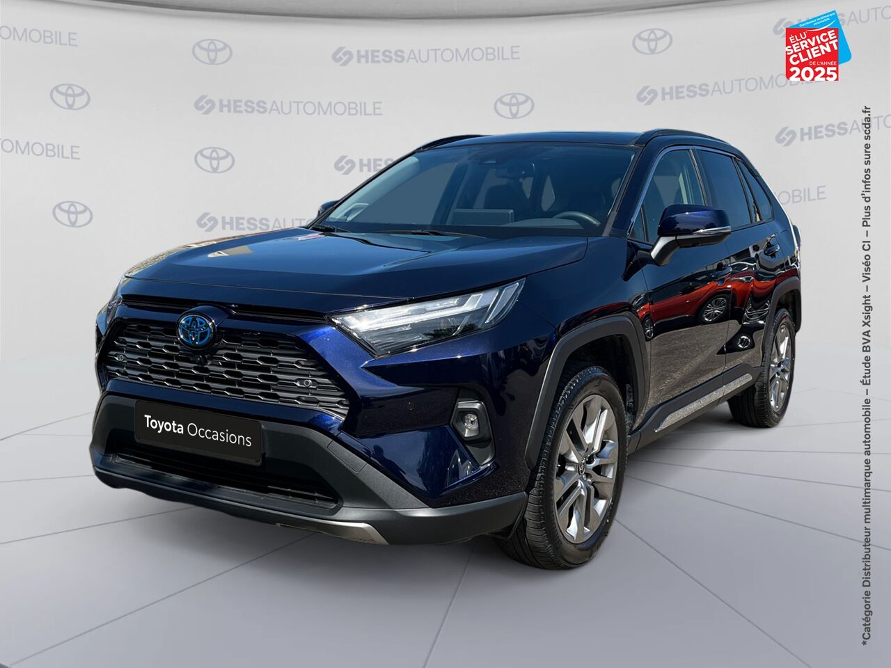 Véhicule d'occasion TOYOTA RAV4 2.5 HYBRIDE 218CH LOUNGE 2WD MY24 chez Toyota Thionville