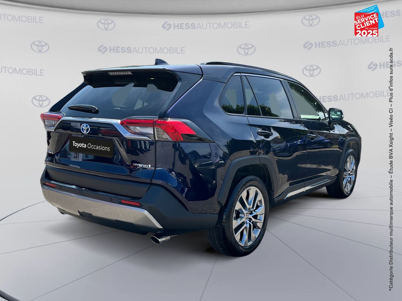 Véhicule d'occasion TOYOTA RAV4 2.5 HYBRIDE 218CH LOUNGE 2WD MY24 chez Toyota Thionville