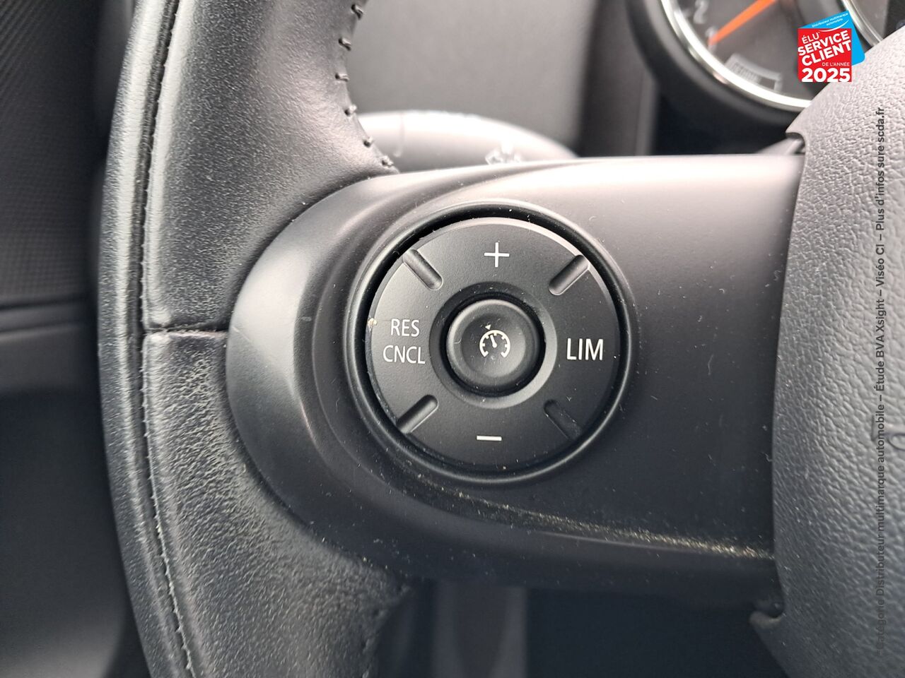 Véhicule d'occasion MINI COUNTRYMAN COOPER D 150CH BVA GPS CAMERA chez Volvo Epernay