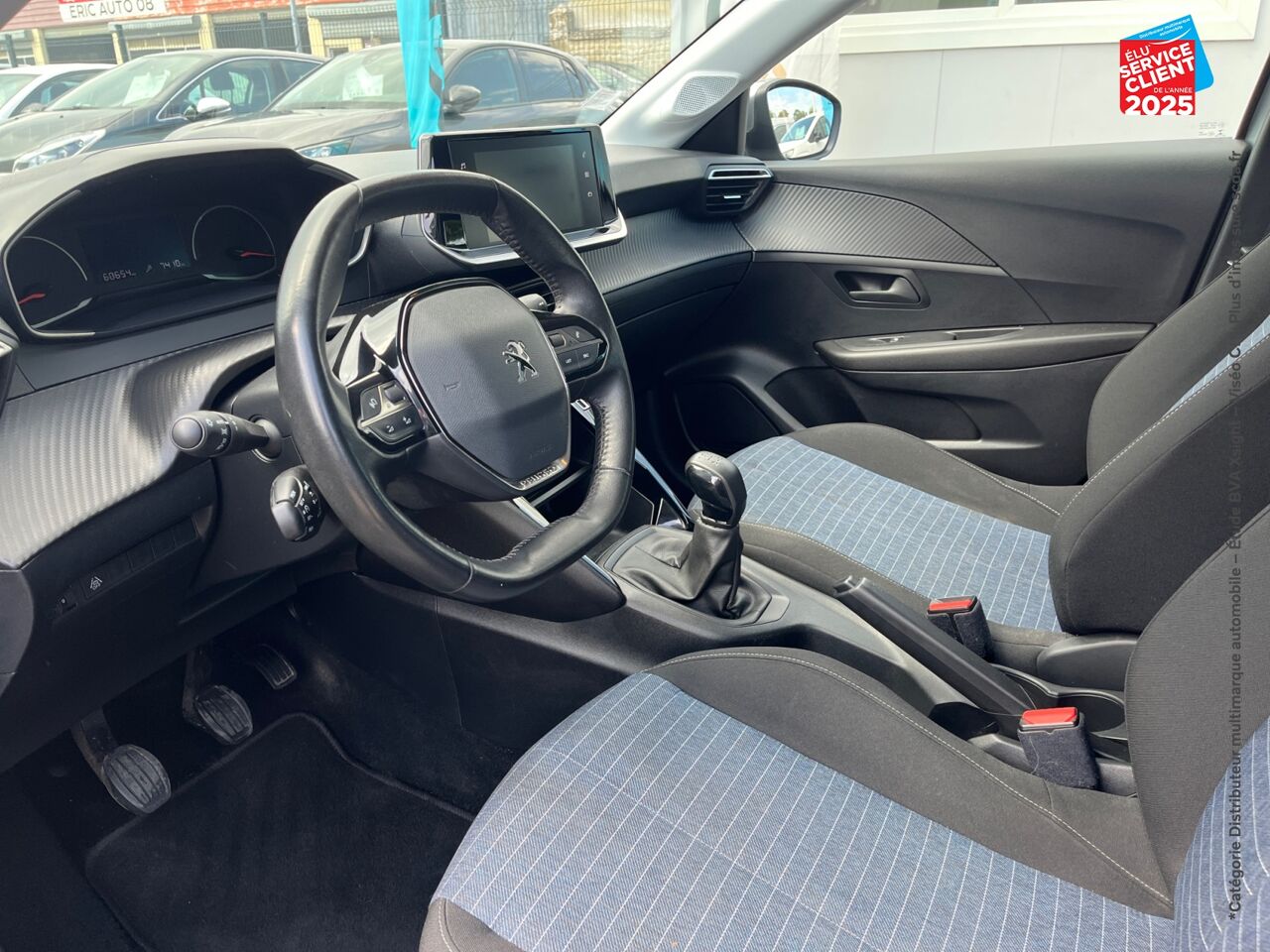 Véhicule d'occasion PEUGEOT 208 AFFAIRE 1.2 PURETECH 75CH SS PREMIUM PACK chez Renault Saint-Louis