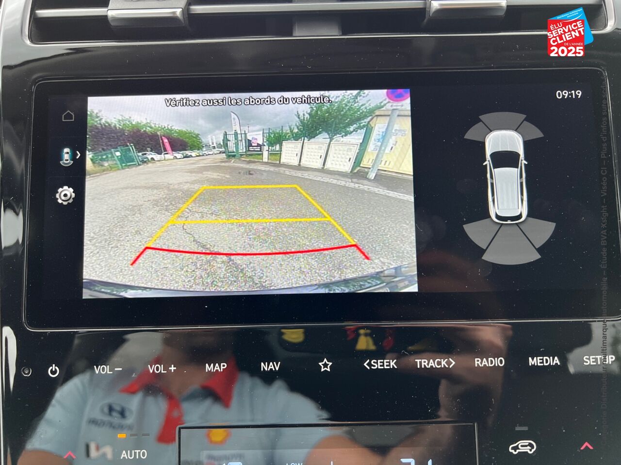 Véhicule d'occasion HYUNDAI TUCSON 1.6 T-GDI 150CH HYBRID 48V CREATIVE DCT7 TOUVRANT SIEGES CHAUF GPS CAMERA CARPLAY chez Hyundai Epernay