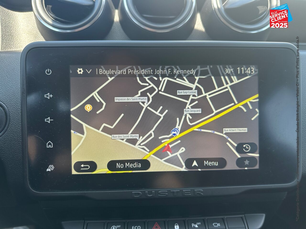 Véhicule d'occasion DACIA DUSTER 1.3 TCE 150CH FAP PRESTIGE 4X2 EDC SIEGES CHAUF GPS CAMERA ATTELAGE chez Toyota Verdun