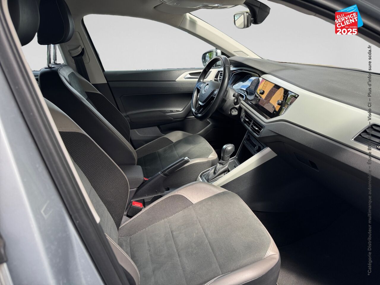 Véhicule d'occasion VOLKSWAGEN POLO 1.0 TSI 95CH CONFORTLINE DSG7 chez Toyota Bar le Duc
