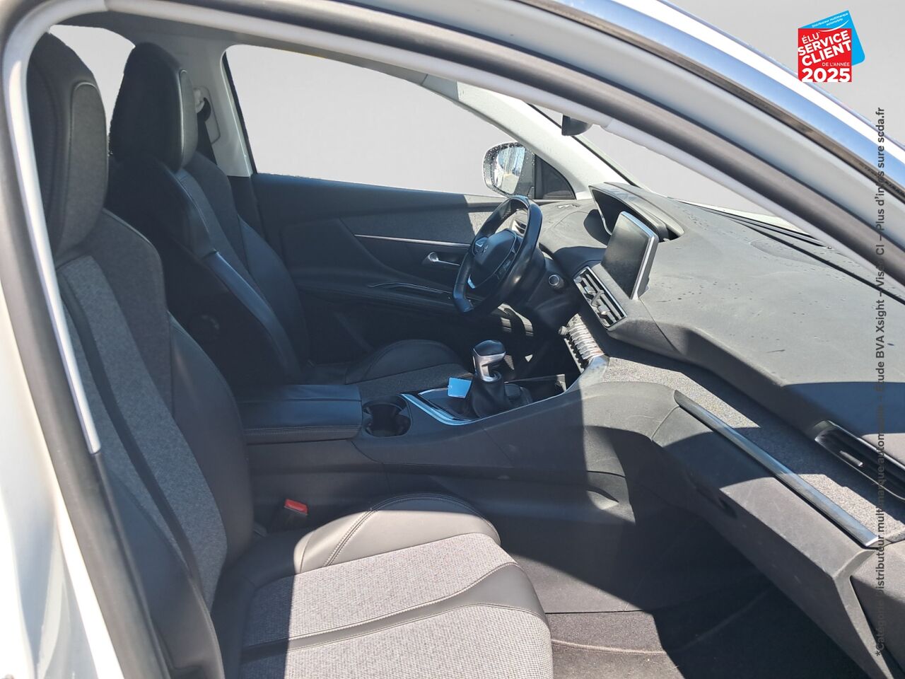 Véhicule d'occasion PEUGEOT 3008 1.2 PURETECH 130CH E6.C ALLURE S/S CAMERA chez Toyota Besançon
