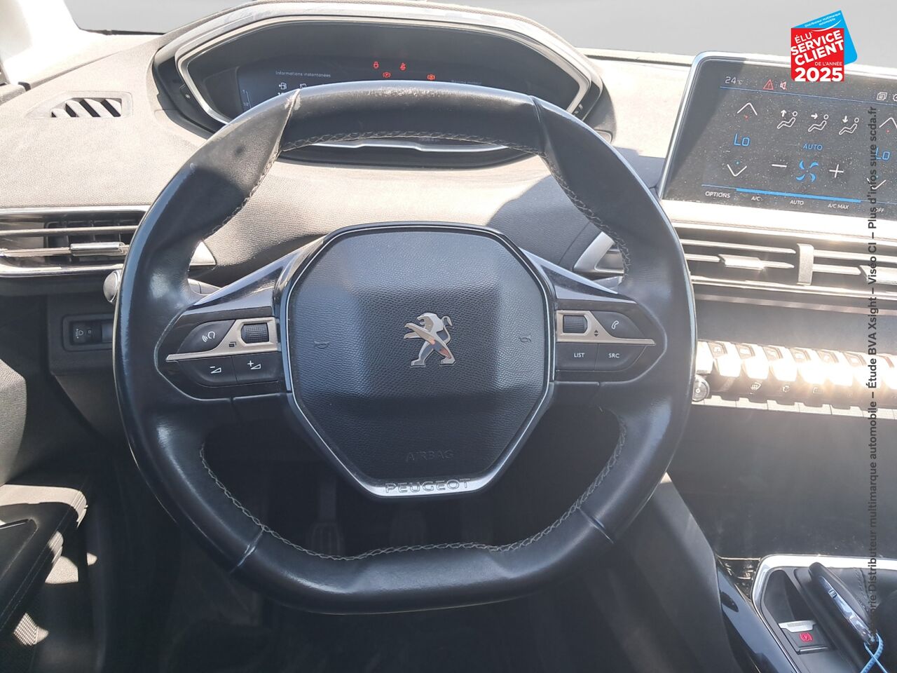 Véhicule d'occasion PEUGEOT 3008 1.2 PURETECH 130CH E6.C ALLURE S/S CAMERA chez Toyota Besançon