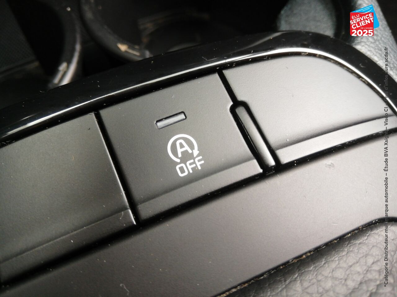 Véhicule d'occasion KIA PICANTO 1.0 DPI 67CH GT LINE CAMERA CARPLAY chez Fiat Besançon