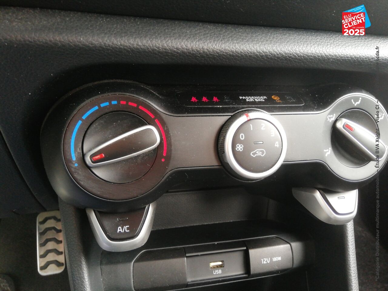 Véhicule d'occasion KIA PICANTO 1.0 DPI 67CH GT LINE CAMERA CARPLAY chez Fiat Besançon