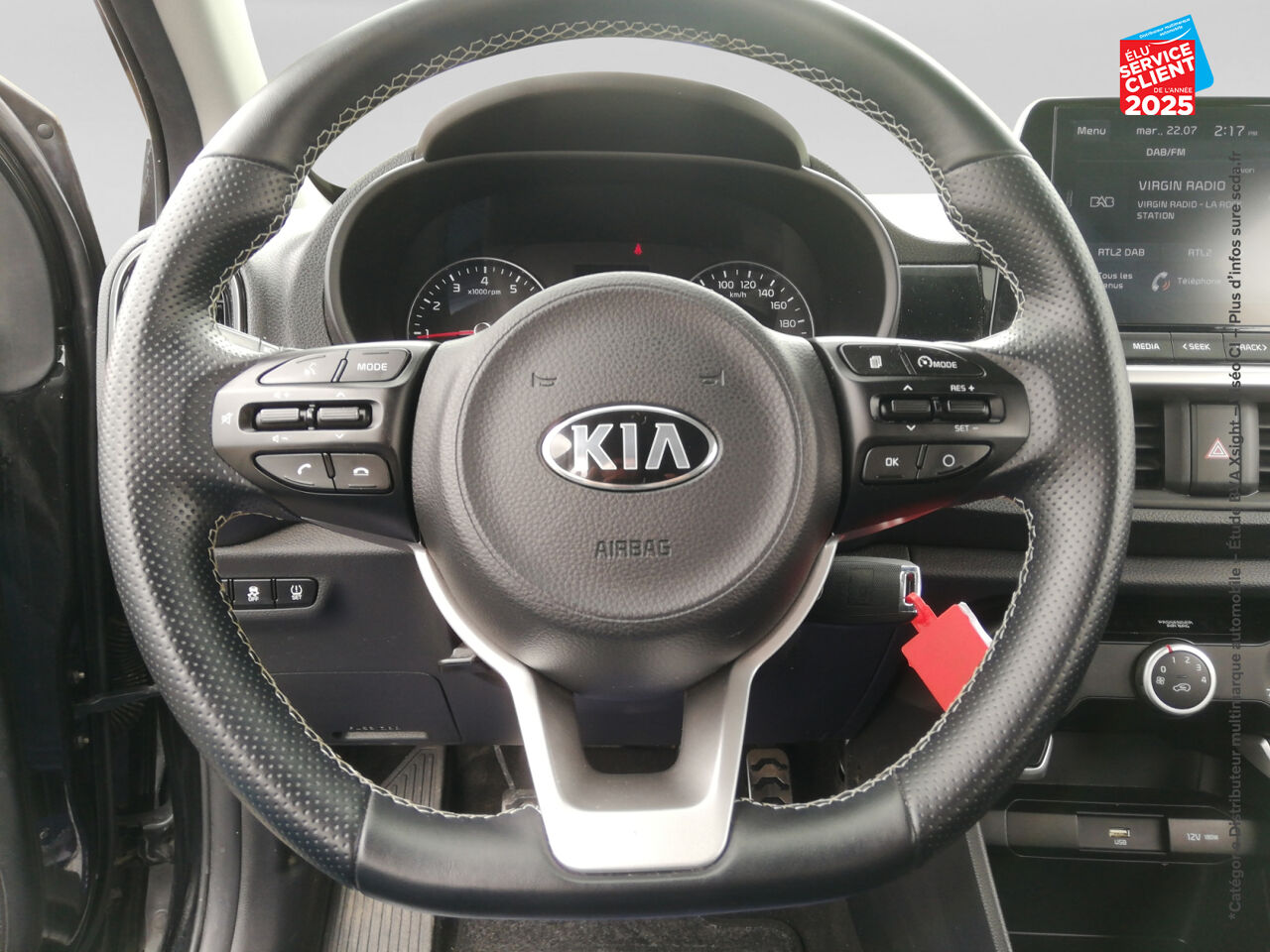 Véhicule d'occasion KIA PICANTO 1.0 DPI 67CH GT LINE CAMERA CARPLAY chez Fiat Besançon