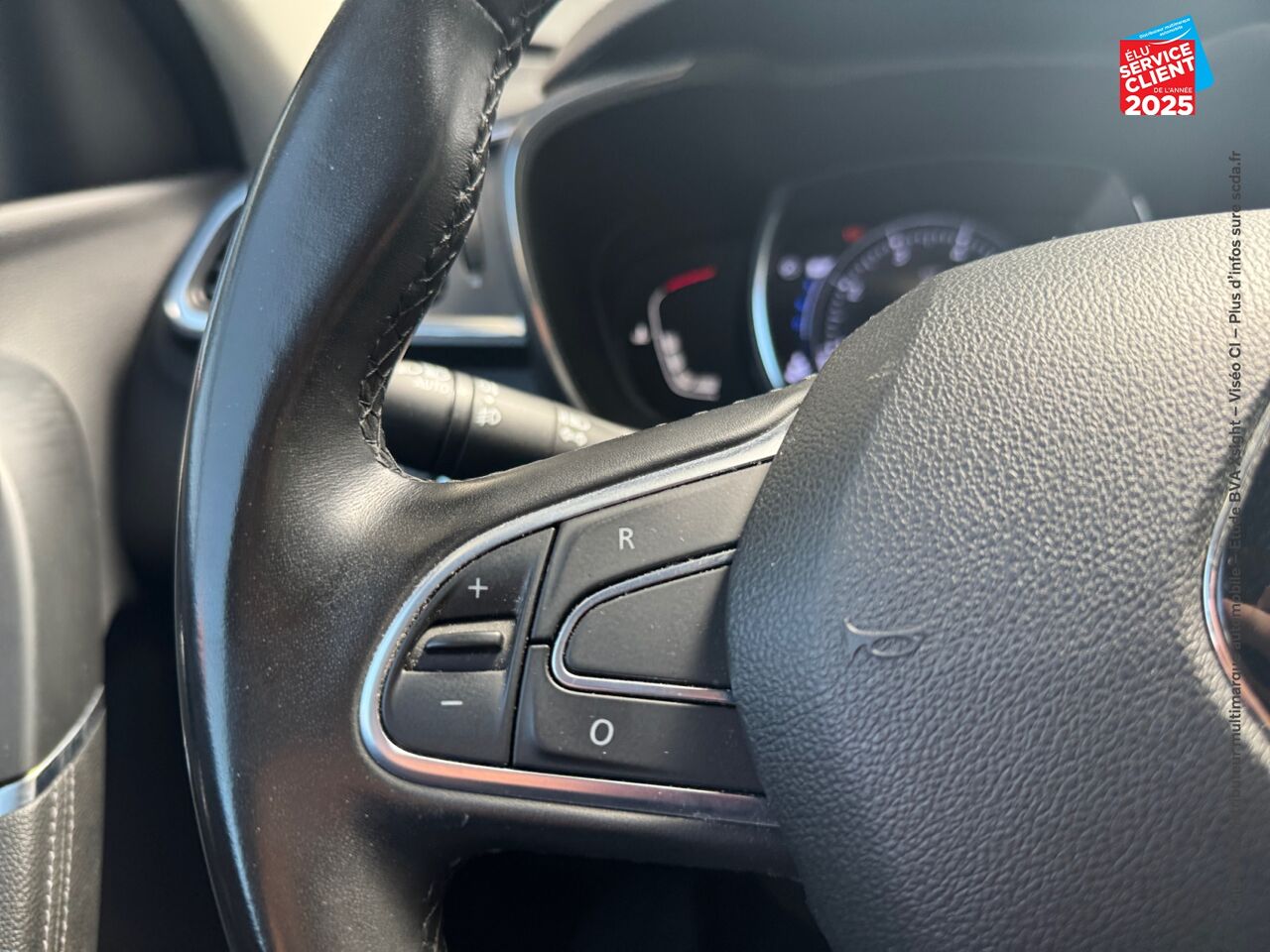 Véhicule d'occasion RENAULT KADJAR 1.3 TCE 140CH FAP INTENS EDC - 21 chez Hyundai Reims