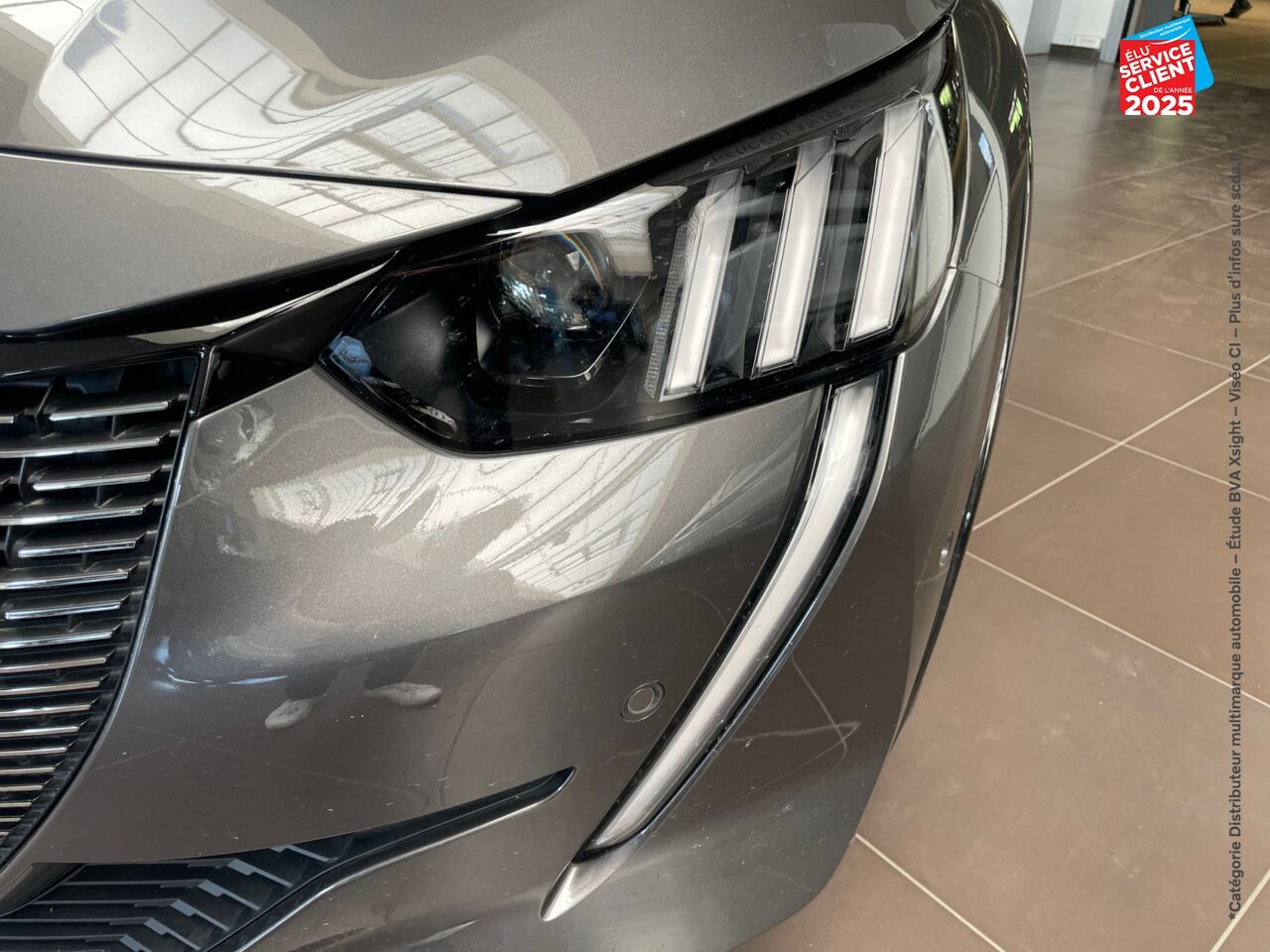 Véhicule d'occasion PEUGEOT 208 1.2 PURETECH 100CH SS GT chez Opel Verdun