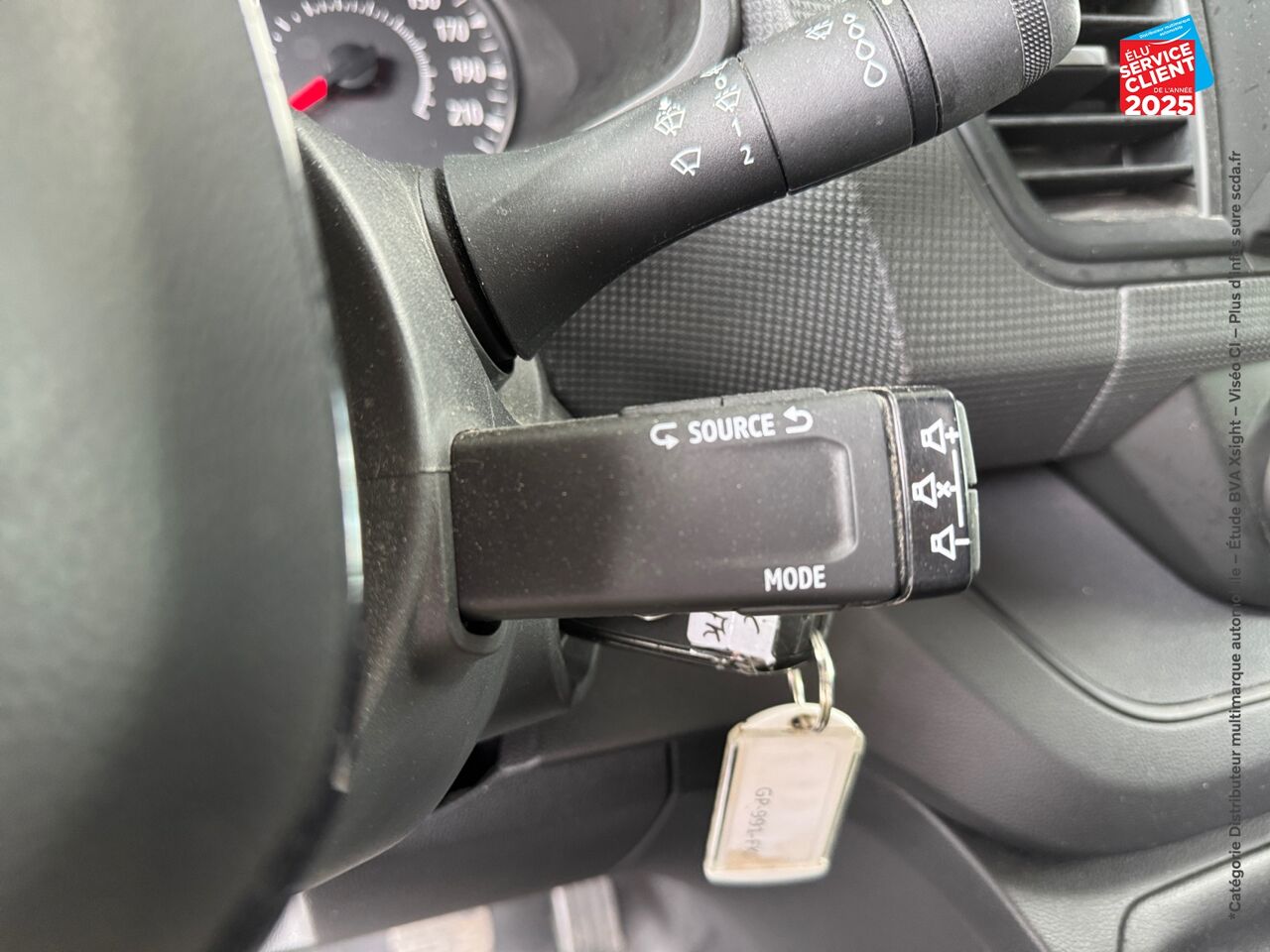 Véhicule d'occasion RENAULT TRAFIC FG L1H1 3T 2.0 BLUE DCI 130CH CONFORT E6E chez Peugeot Hirson