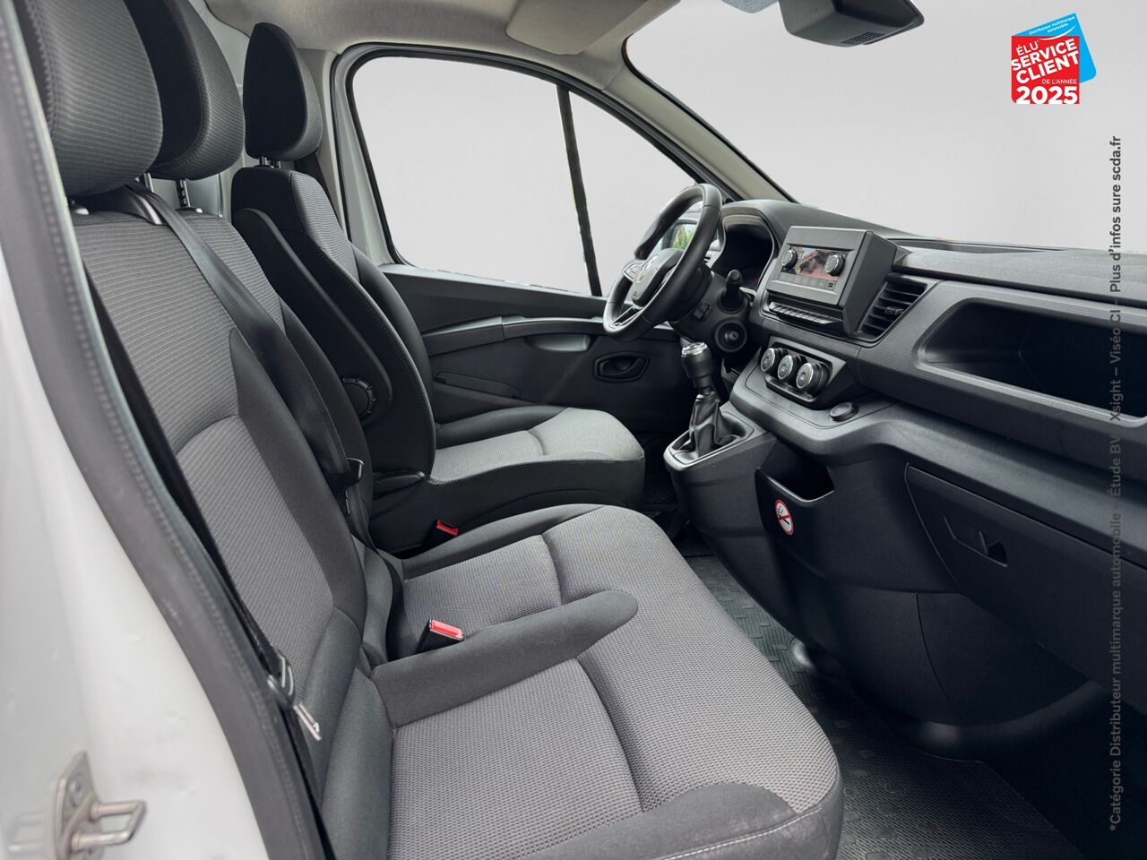 Véhicule d'occasion RENAULT TRAFIC FG L1H1 3T 2.0 BLUE DCI 130CH CONFORT E6E chez Peugeot Hirson